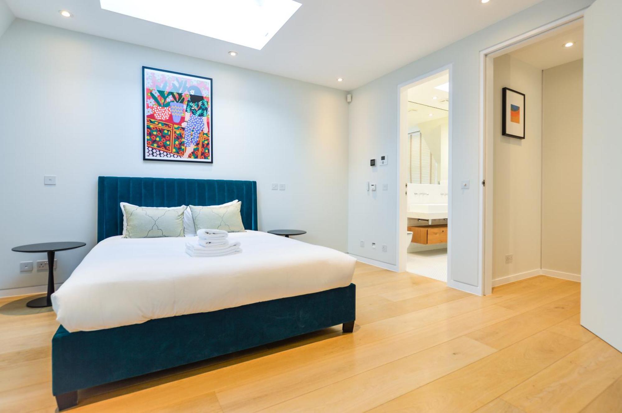 Noho 132 Serviced Apartments By Concept Apartments Лондон Экстерьер фото