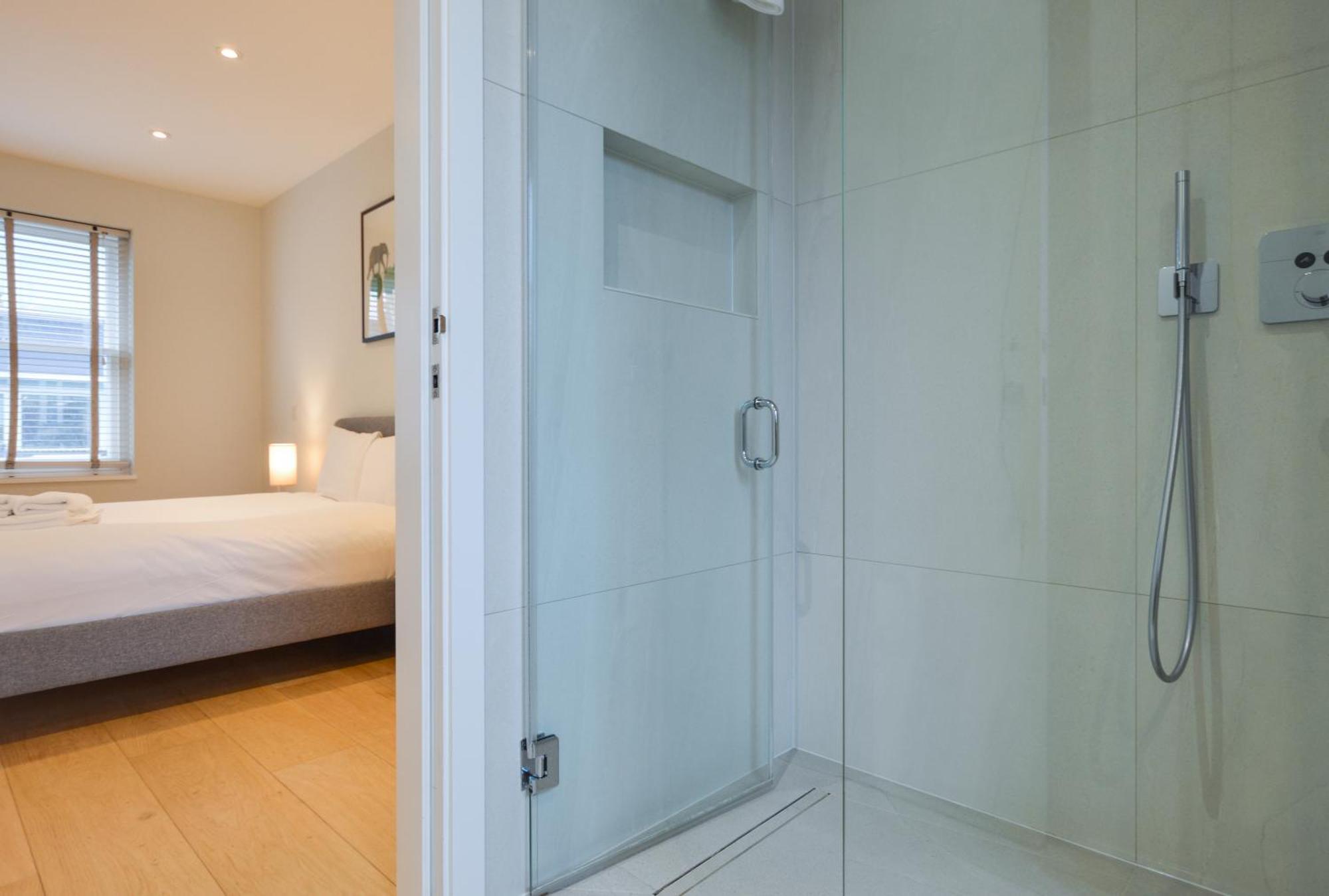 Noho 132 Serviced Apartments By Concept Apartments Лондон Экстерьер фото